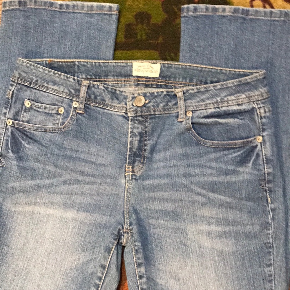 AEROPOSTALE BOOTCUT JEANS SIZE 13/14 REGULAR
